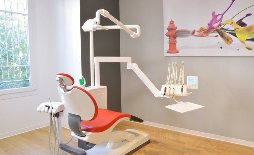 Dentiste-Toulon_Le-Tiec-Mari_Implants-cab-Le-Tiec3-bis